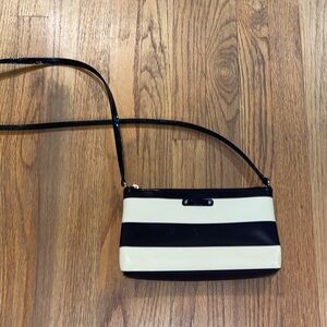 Kate Spade Black and Cream Striped Women's Crossbody Bag
